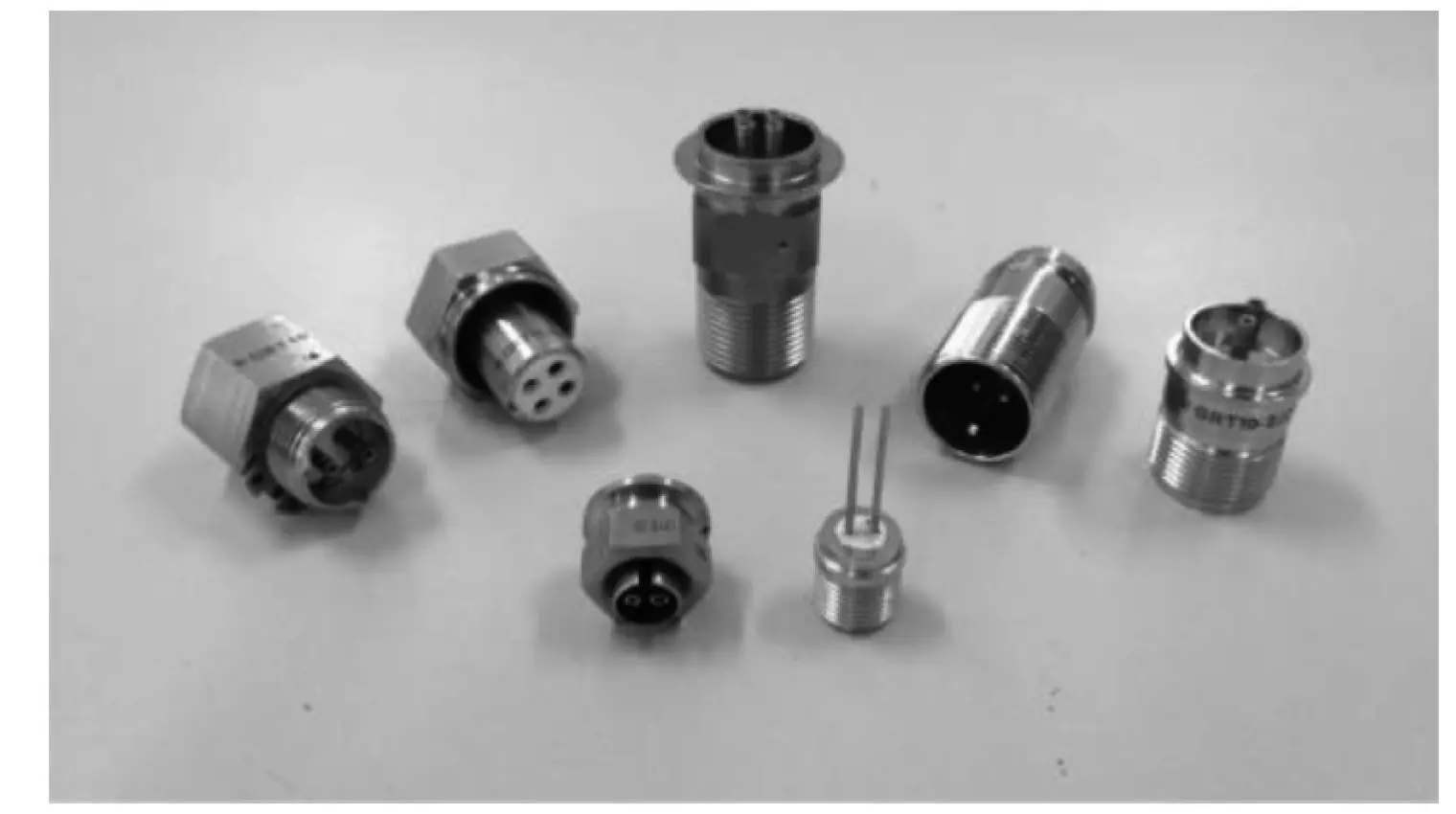 GRT high-temperature connector configurations